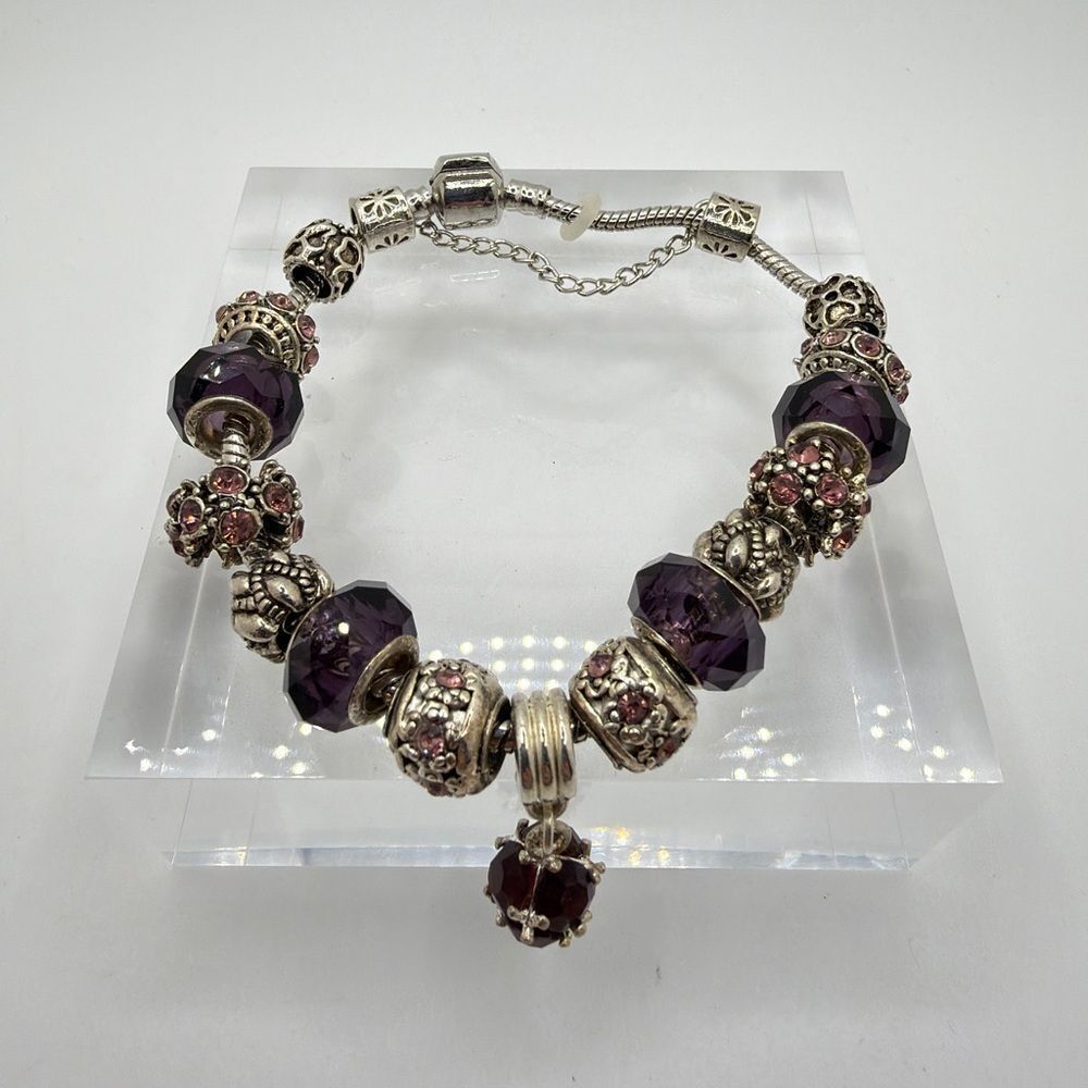 Pandora style, silver toned faceted glass,‎ pink rhinestone charm bracelet!